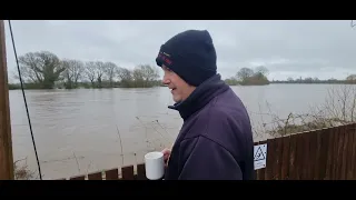 The Severn Bore 132-3-24 The only 5 star Bore of the year video taken from The Severn Bore Inn