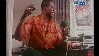 Papa Wemba ( archive) " LE CHEF COUTUMIER DU VILLAGE MOLOKAI "