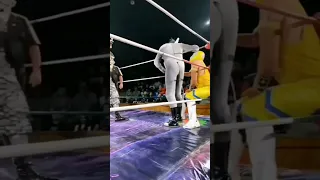 Si la lucha libre es falsa, entonces ¿cómo explican esto ? 😂😂 #shorts