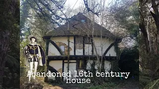 Abandoned 500 year old TUDOR HOUSE full with everything inside AMAZING EXPLORE! Abandoned places uk