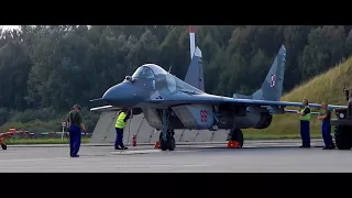 22BLT MiG-29 Engine startup and taxiing