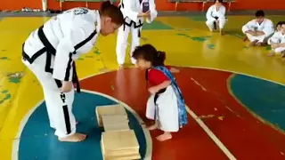 Amazing kid! Taekwondo at It's funniest!
