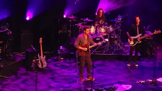 Dweezil Zappa in Utrecht 2017-10-17 "Cruisin' For Burgers" (2-cam mix) ft. Cian Coey, Adam Minkoff