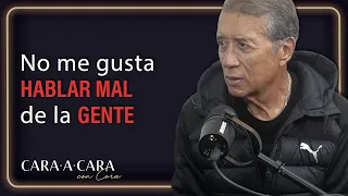 ¿Cómo ha hecho una carrera intachable en 50 años Napoleón? - Cara a Cara con Cora