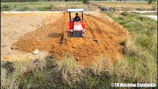 So smart skills driver bulldozer working cutting with pushing stone