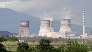 Azərbaycan Ermənistandakı atom elektrik stansiyasını bağlamağa çağırır
