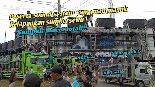 Suasana sound sistem mau masuk ke lapangan sumbersewu