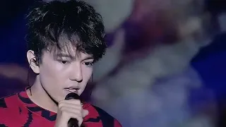 Dimash - Late Autunm - Iqiyi Nanjing Screaming Night Concert - 2017 | Димаш - Осенняя печаль | 迪玛希