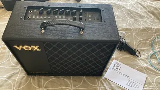 VOX VALVETRONIX VT40X 10" 40W COMBO AMPLIFIER (unboxing video honest channel)