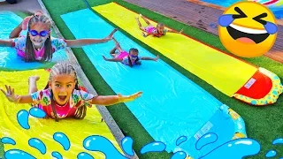 Giselle and Claudia pretend play in summer with pool funny activities for kids by Las ratitas