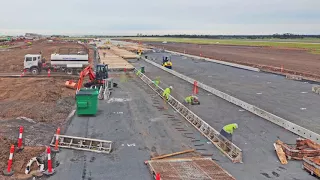 Melbourne Airport Victor Taxiway Project Time-lapse