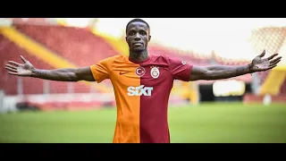 M.United vs Galatasaray SK - GOAL : Wilfred ZAHA