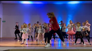 ZUMBA KIDS W DOBRCZU Z PAWŁEM MILHAUSEN