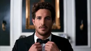 Justice Joslin | Ch Prive men | Carolina Herrera