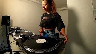 Techno Vinyl Dj Set Berlin City Summer 22 Reanna Studio Mix5