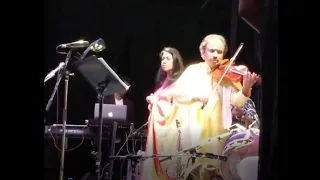 Awesome Violin play by L. Subramaniam & Kavita Krishnamurthy