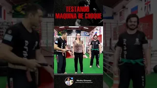 Testando Maquina de CHOQUE na ESPOSA