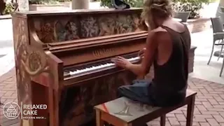 Homeless Man Plays The Piano Brilliantly