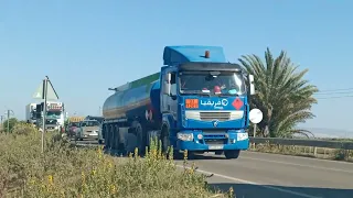 سكان دواوير بجماعة الحوافات يقطعون الطريق الوطنية بسبب حرمانهم من الكهرباء .....سلوك غير مقبول.