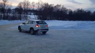 BMW X1 2.5 xdrive (250hp) winter drift