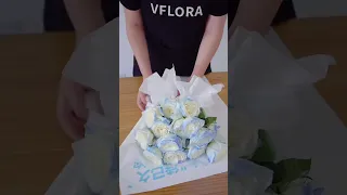 💙 #floristsupplies #flowerbouquet #bouquetwrapping #flowerwrappingtutorial #floraldesign  #shorts