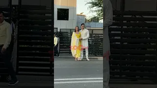 Sidharth Malhotra TEASES wife Kiara Advani as they arrive back in Mumbai #shorts #sidkiara