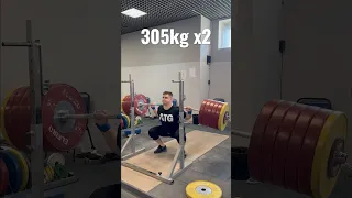 Artyom Antropov (102kg 🇰🇿) 305kg / 672lbs Squat Double! #squat #weightlifting #humanforklift