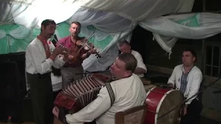 Hutsul live music  Українська весільна   Жива музика  Буковель    {Міша Фінчин}