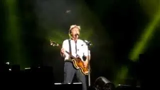 Paul McCartney 2013 - Day Tripper [Goiânia 6/5/13; OUT THERE! BRAZIL]