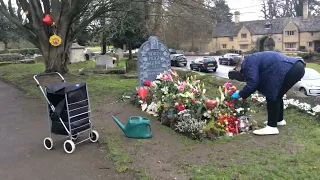 Robin Gibbs grave St Valentines Day 2022.