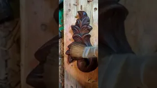 carving a rosewood
