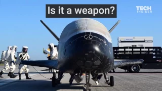 Military Forces | Secret Air Force space plane X-37B creates sonic boom in Florida !