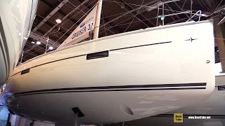 2016 Bavaria Cruiser 37 - Walkaround - 2015 Salon Nautique de Paris