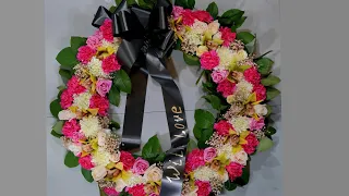 How to make standing wreath with mixed flowers