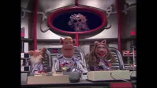 The Muppet Show - 224: Cloris Leachman - Pigs in Space: Chopped Liver (1978)