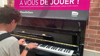 Claire de Lune played at a public piano in France