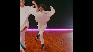 박지민 비트 치는거 보세요 진짜 미쳤어 💜💜 park jimin hitting every beat awesomely