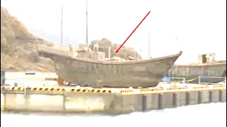 This Sailor Found An Old Ship That Had Washed Ashore But Made A Chilling Discovery Inside