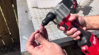 Milwaukee m12 rivet gun