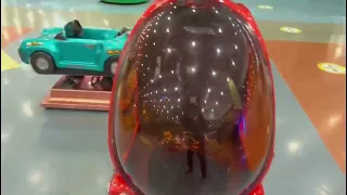 Powerfulltoy red hydrualic helicopter kiddie ride. (Classical audio.)