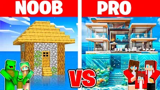 NOOB vs PRO: WATER VILLA Build Challenge in Minecraft