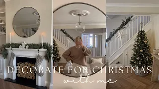 DECORATE FOR CHRISTMAS WITH ME & FESTIVE DECOR / LAURA BYRNES