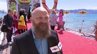 The Angry Birds Movie Cannes 2019 - Itw Thurop Van Orman (official video)