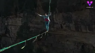 ¿TE ATREVERÍAS A PRACTICAR SLACKLINE EN UN ACANTILADO?