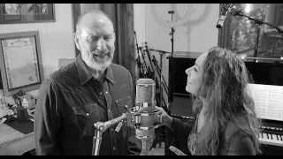 "Spanish Goodbye" - Cecilia Noël and Colin Hay (Official Music Video)