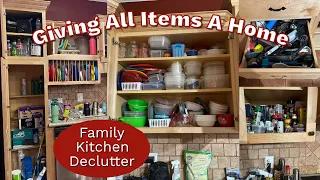 Helping A Family Declutter Their Kitchen┃What A Difference Decluttering Makes