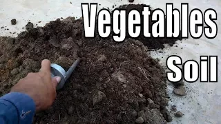 How to Prepare Soil for Planting Vegetables | Garden Soil (Urdu/Hindi)