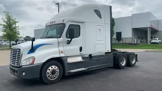 2017 Freightliner Cascadia 125 Evolution - Selectrucks of Cleveland