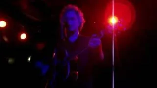 Lanegan & Rosser - Resurrection Song (live at Scala)