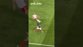 kylian Mbappe's ridiculous skills. 😂😂 body feint. #football #worldcup #messi